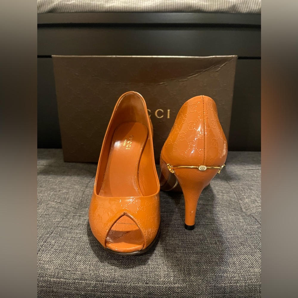 Gucci shoes